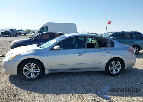 2011 Nissan Altima 3.5 Sr z USA, uszkodzony, nr VIN 1N4BL2AP0BN492645